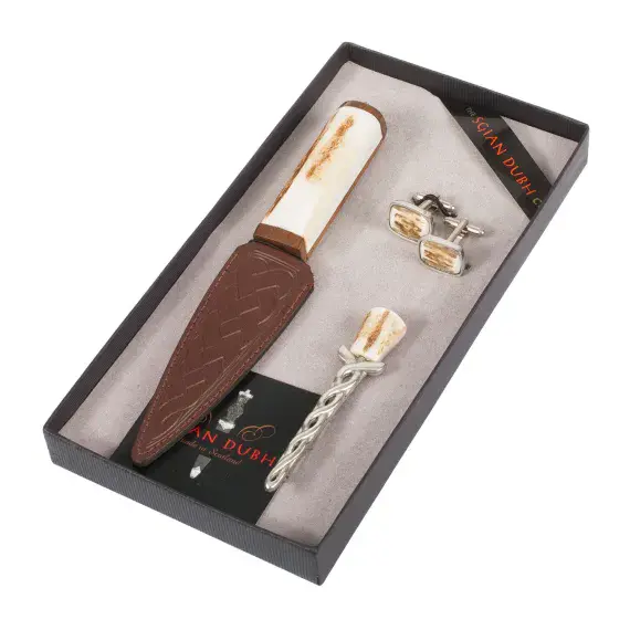 Traditional Scottish Stag head Design Stag Horn with Walnut 3 Piece Gift Set  Made in Scotland