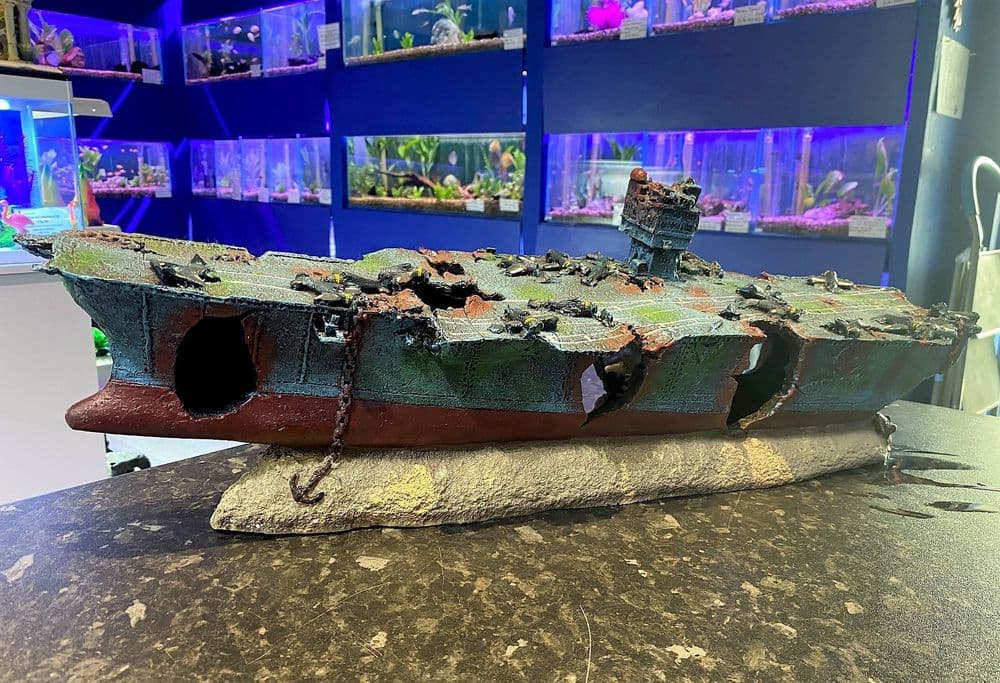 67cm Aircraft Carrier Big Aquarium Ship Wreck Ornament for Large Fish Tanks