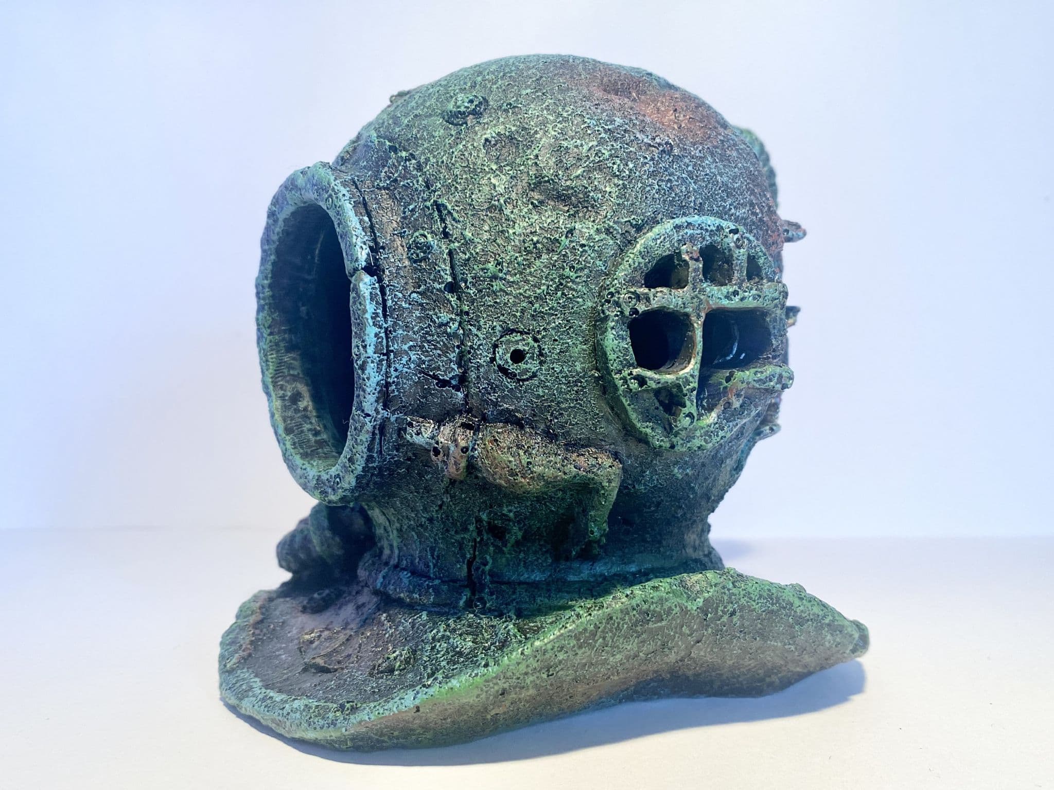 Divers Helmet Ruin Aquarium Fish Tank Hide Ornament 13cm
