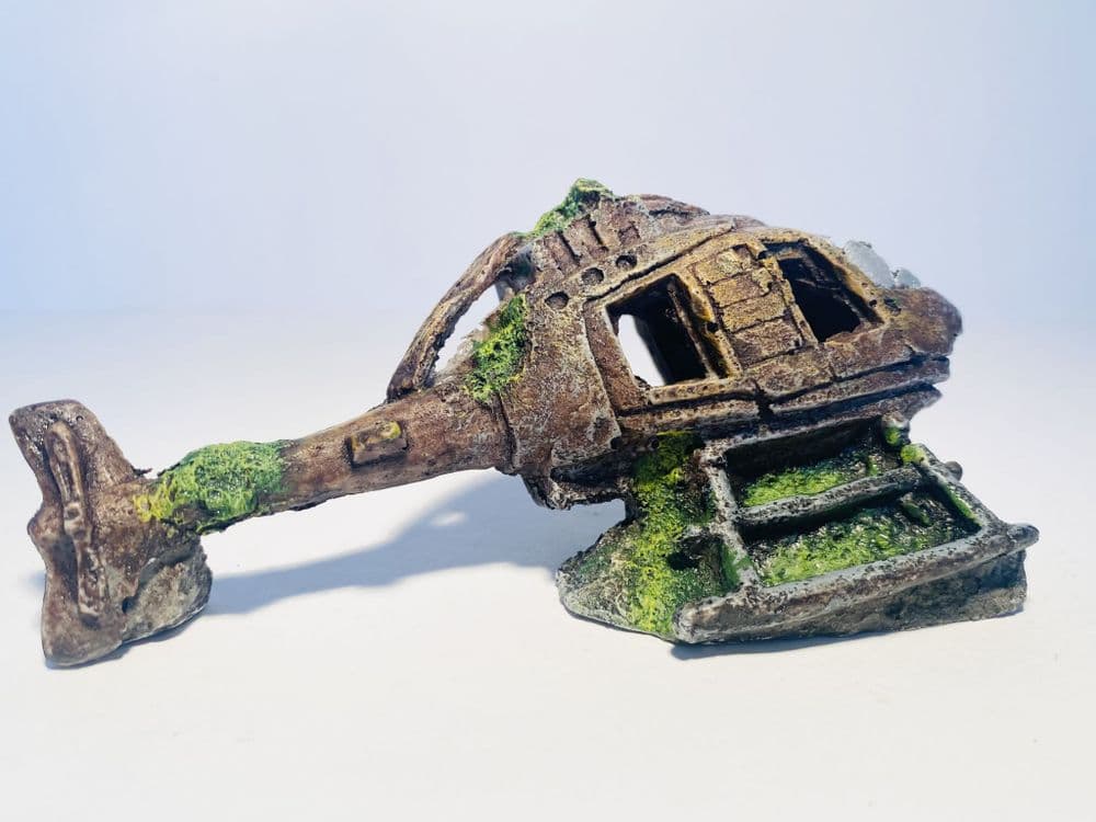 Helicopter Small Wreck Aquarium Ornament 13 5 cm