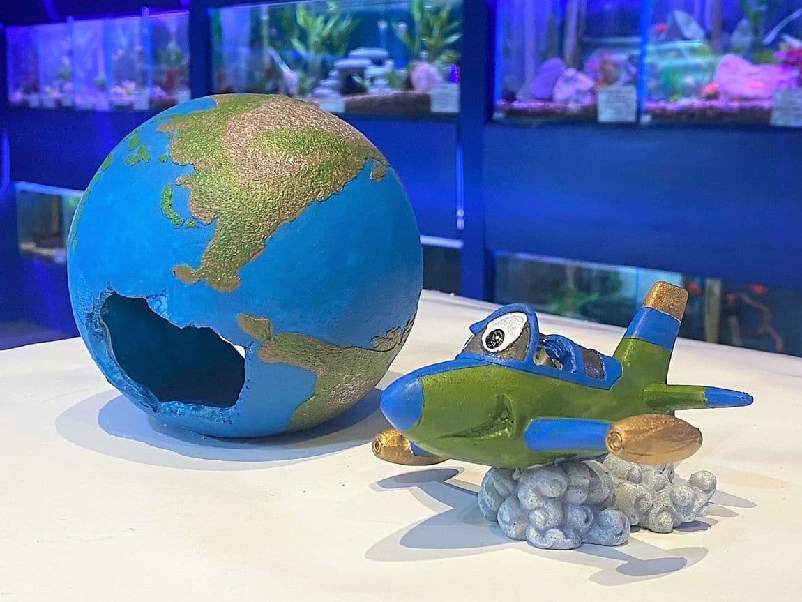 Earth Globe Cave & Jumbo Jet Plane Aquarium Ornaments Set of 2