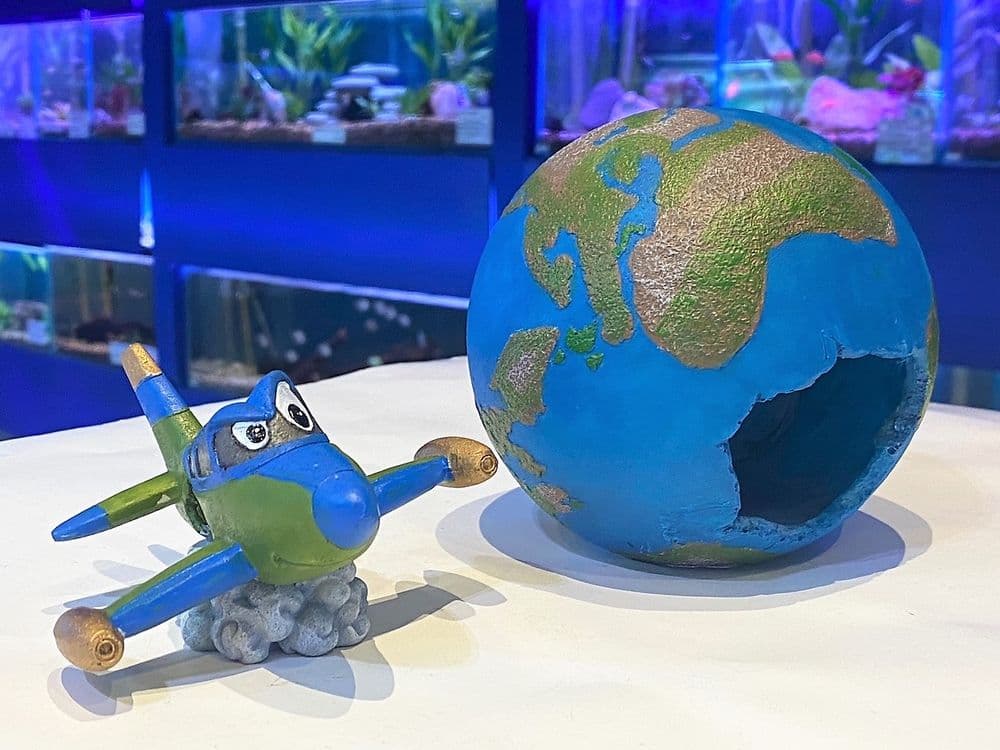 Earth Globe Cave & Jumbo Jet Plane Aquarium Ornaments Set of 2