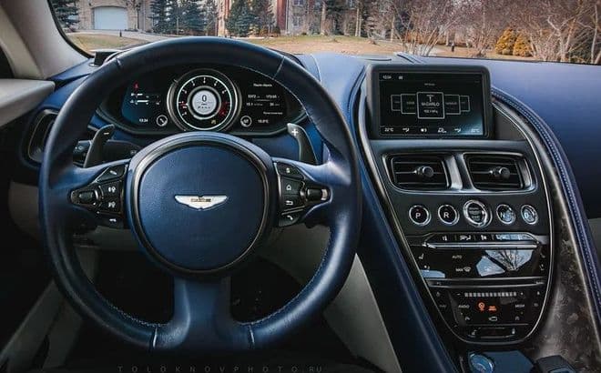 ASTON MARTIN SAT NAV MAP UPDATE USB 2025