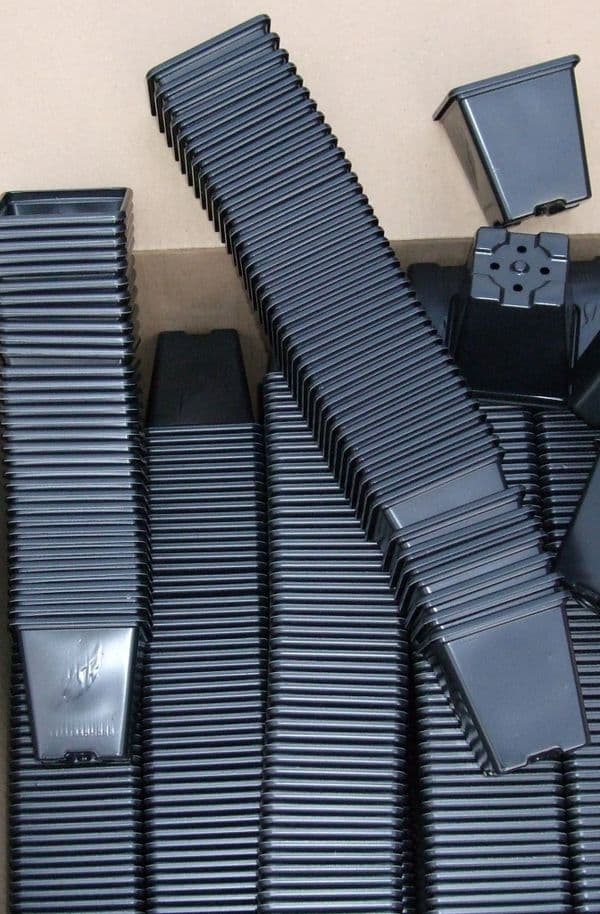 100 - 7cm Square Black Plant pots