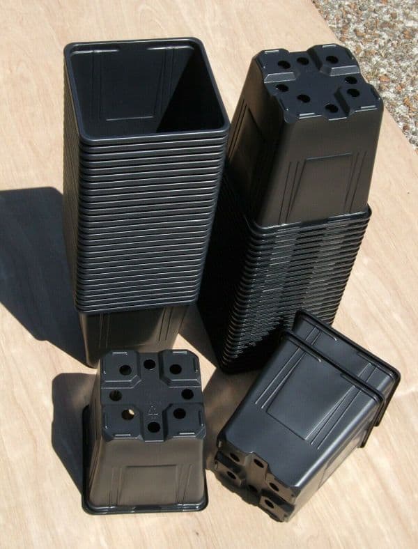 Black Plastic Plant Pot  , Flower Pots, Tubs over 30litres with  Hadles