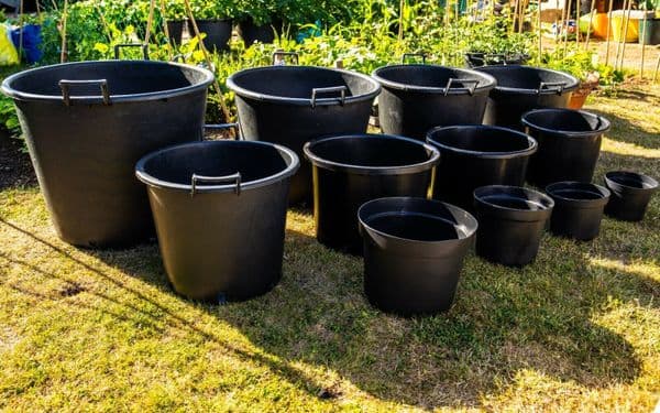 Black Plastic Plant Pot  , Flower Pots, Tubs over 30litres with  Hadles