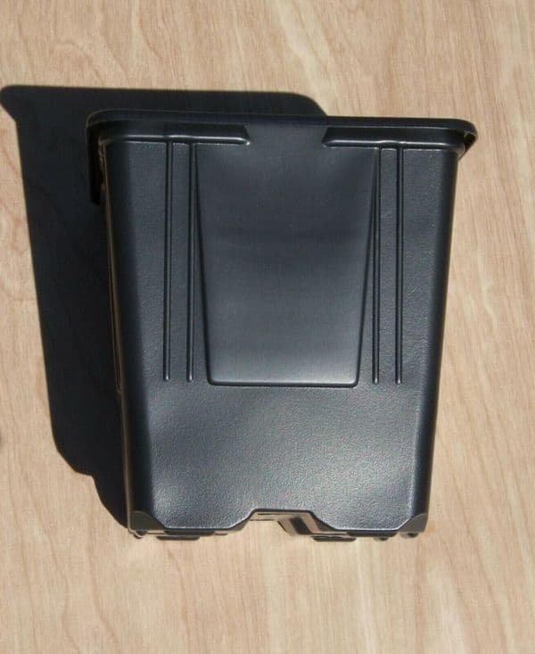 Black Plastic Plant Pot  , Flower Pots, Tubs over 30litres with  Hadles