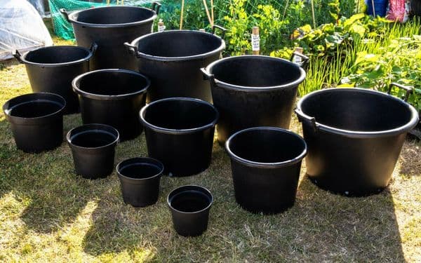 Black Plastic Plant Pot , Flower Pots, Tubs over 30litres with Hadles