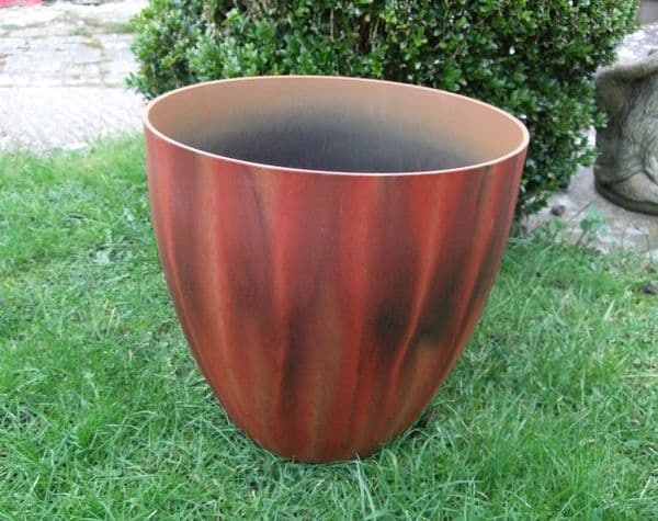 Red Black Burnt Finish Large 33cm Plastic Planter