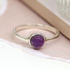 AMETHYST CAB STERLING SILVER RING - SIZE 54 (SMALL)
