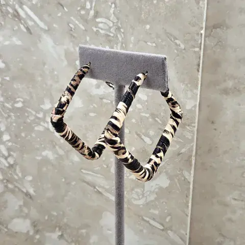 ANIMAL WRAPPED SQUARE HOOPS