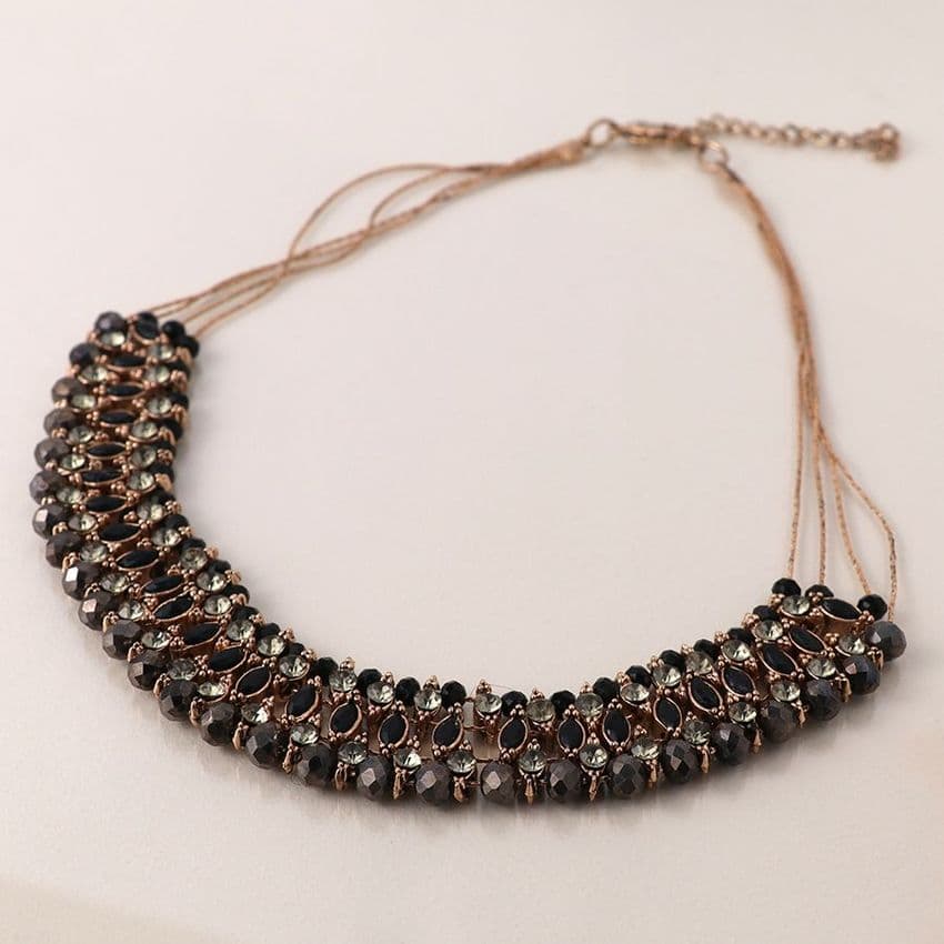 ANTIQUE STYLE BLACK CRYSTAL LAYERS NECKLACE
