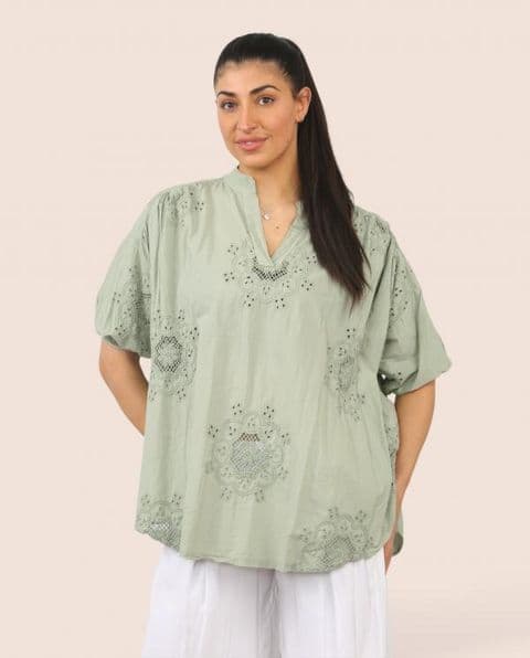 BRODERIE ANGLAISE SMOCK BLOUSE