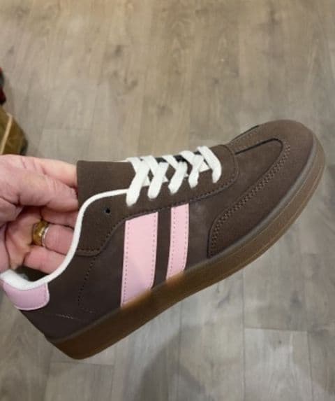 BROWN/ PALE PK STRIPE TRAINER