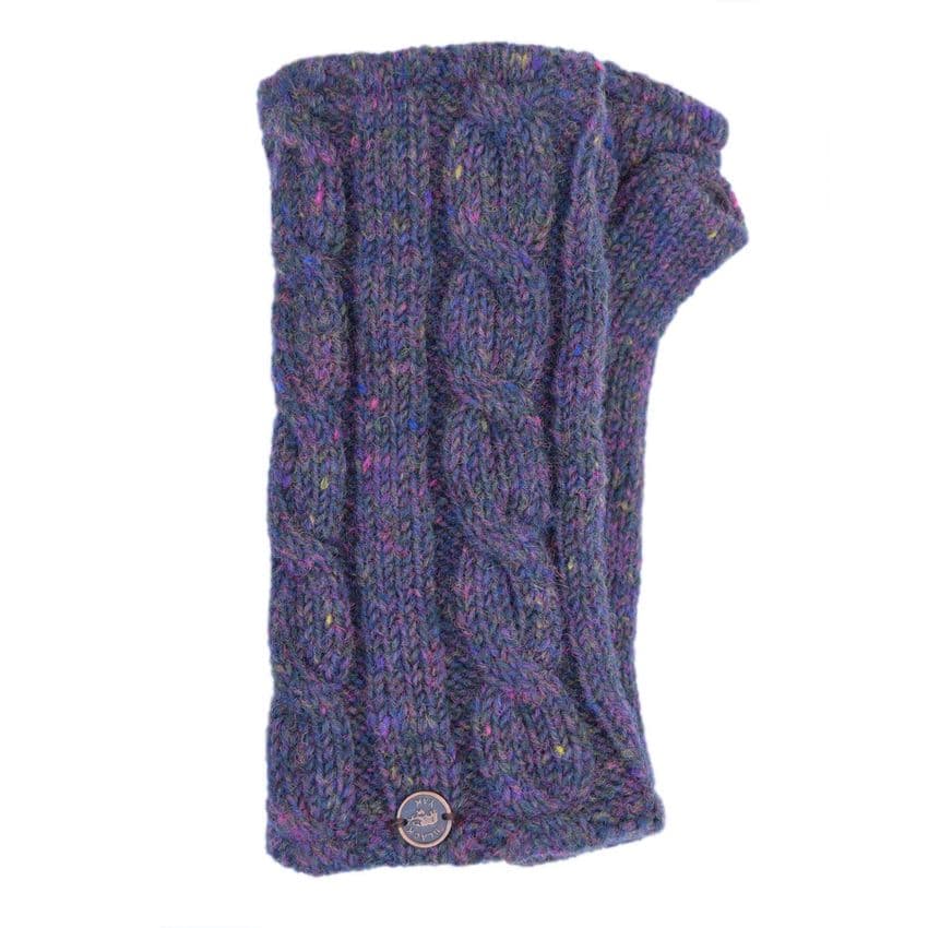 CABLE WRISTWARMER IN PURPLE HEATHER