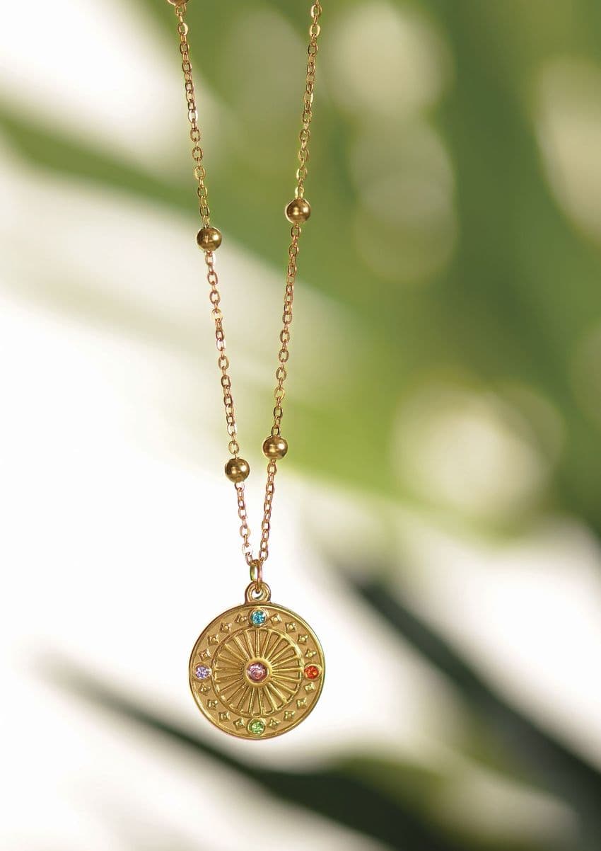 COLOUR ME COMPASS NECKLACE IN GOLD