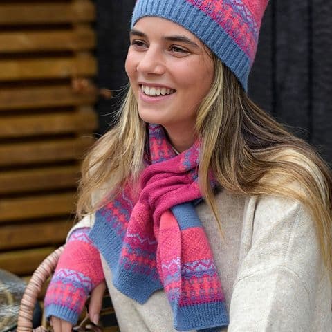 DENIM BLUE AND PINK FAIR ISLE PULL THROUGH SCARF