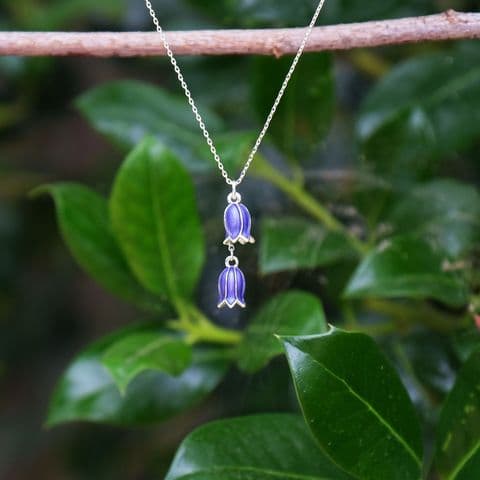 DOUBLE BLUEBELL FLOWER PENDANT NECKLACE IN SILVER