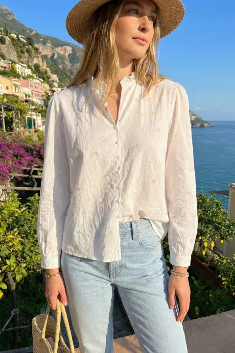 EMBROIDERED HEART SHIRT WHT