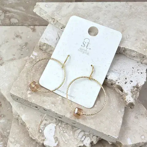 FINE HOOP EARRINGS WITH SQUARE CRYSTAL IN GOLD