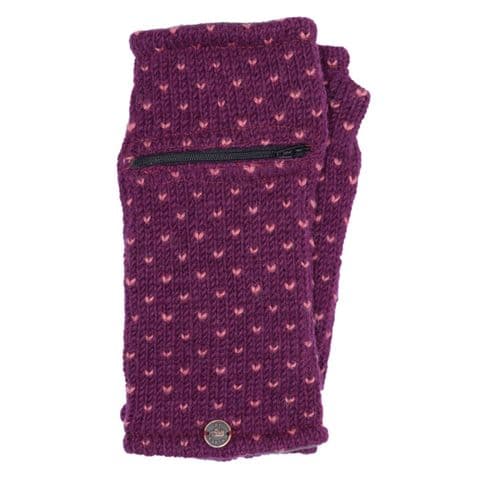 FLEECE LINED ZIP POCKET WRISTWARMERS IN DEEP BERRY