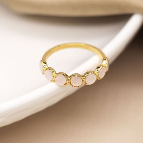 GOLD PLATED MULTI CIRCLE RING WITH WHITE SHELL SIZE M/L