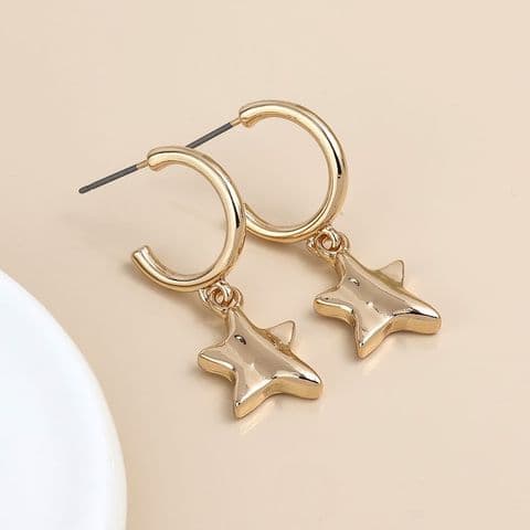 GOLDEN C HOOP & WAVE STAR EARRINGS
