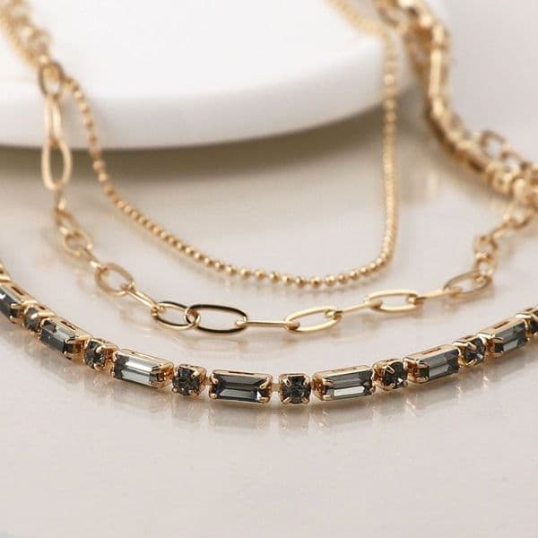 GOLDEN SMOKY CRYSTAL AND CHAINS NECKLACE