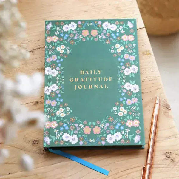 GREEN FLORAL DAILY GRATITUDE JOURNAL