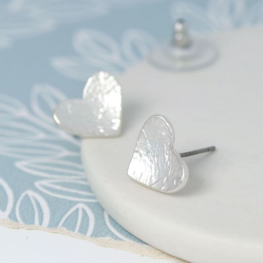 HEART STUDS