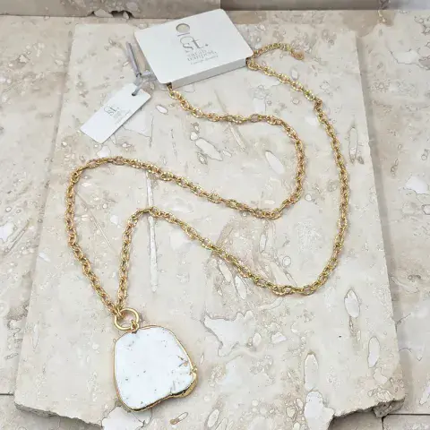 HOWLITE STONE NATURAL LONG PENDANT NECKLACE IN GOLD