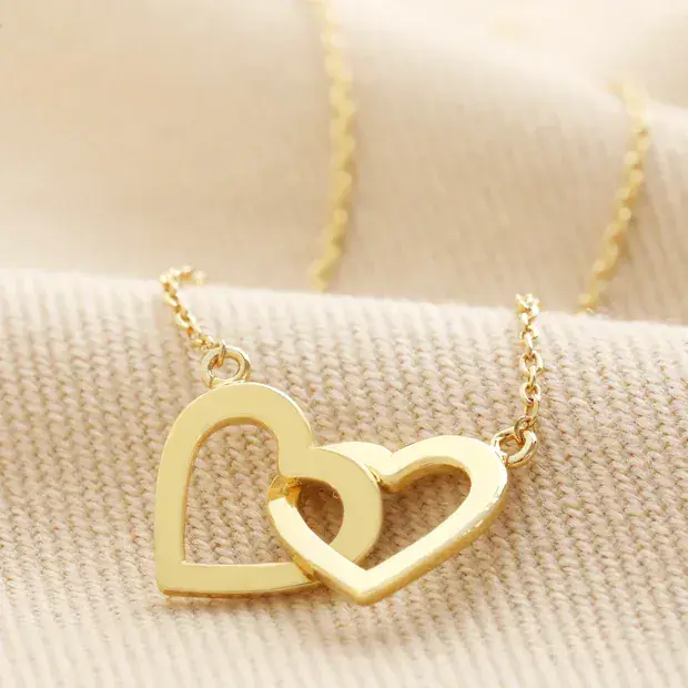 INTERLOCKING HEARTS NECKLACE IN GOLD