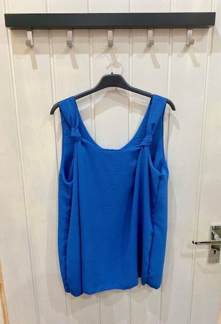 KNOT VEST TOP BLUE