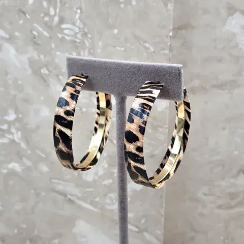 LEOPARD FABRIC COVERED HOOPS