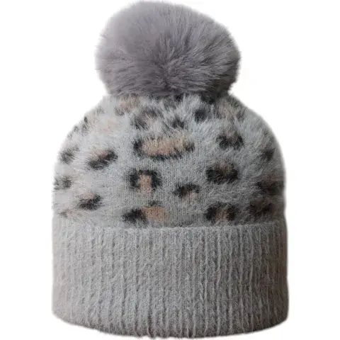 LEOPARD FLUFFY BOBBLE HAT