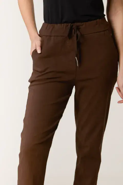 MAGIC PLAIN SUPER STRETCH TROUSERS CHOC LG