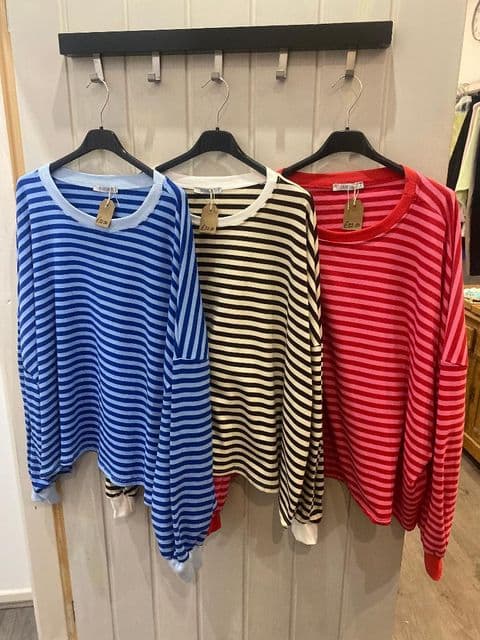 OVERSIZED STRIPE TOP