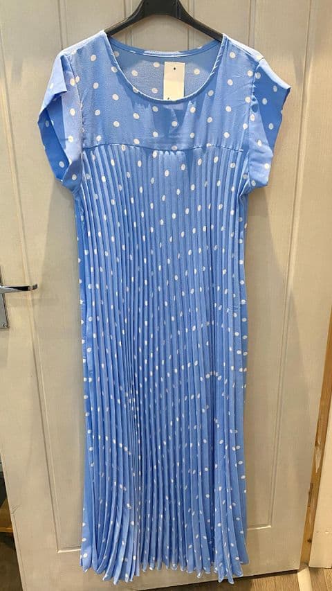 PLEATED POLKA DOT MAXI PALE BLUE