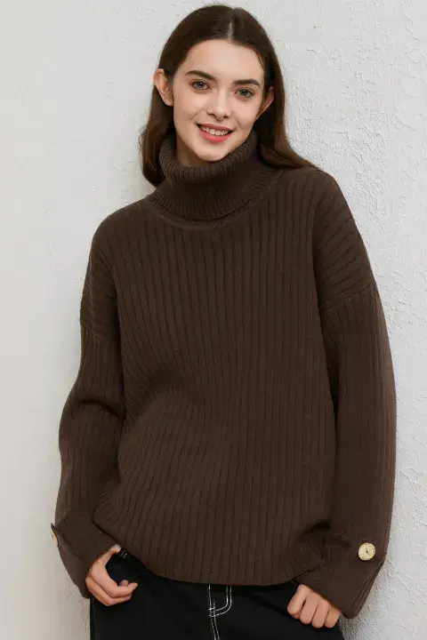 RIBBED ROLL NECK FOLDED CUFF