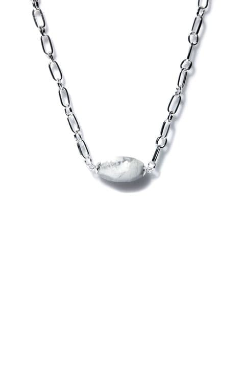 SHORT WHITE SILVER CHAIN NECKLACE