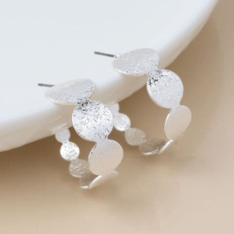 SILVER DAPPLED DISC HOOP EARRINGS