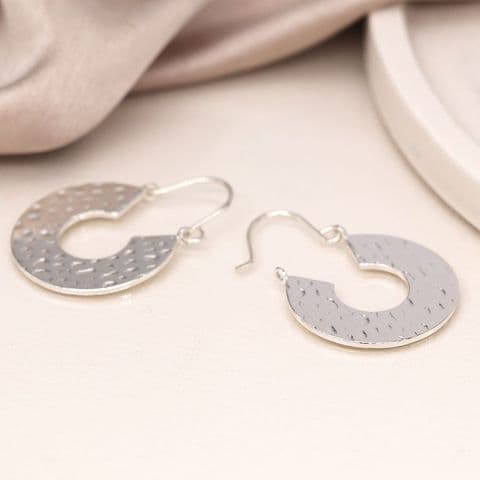 SILVER PLATE HAMMERED C HOOP EARRINGS