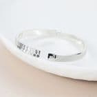SILVER PLATED SCALLOP EMBOSSED BANGLE