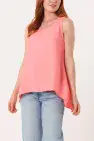 SLEEVELESS SCOOP NECK TOP W/ BACK BUTTONS
