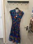 STELLA BLUE MULTI FLORAL CAP SLV MIDI DRESS