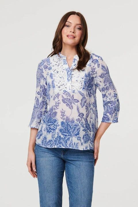 STELLA MORGAN FLORAL PRINT LACE TRIM BLUE & WHITE TOP