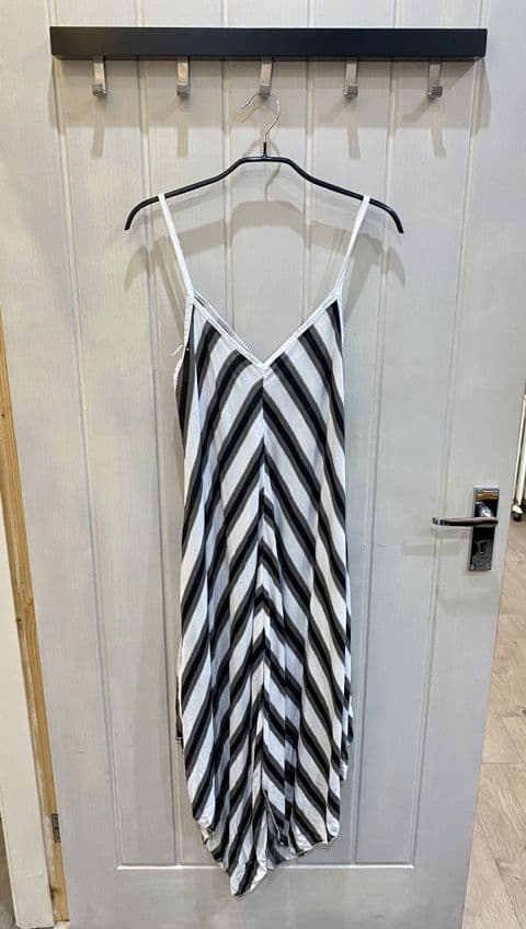 STRIPE SPAGHETTI STRAP DRESS WHITE