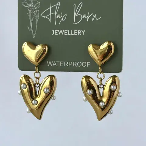 TARNISH RESISTANT PEARL HEART DROP STUDS IN GOLD