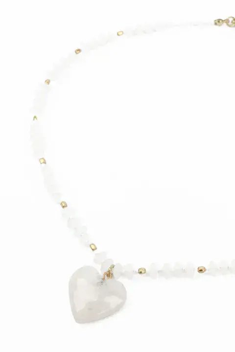 WHITE GLASS BEADED NECKLACE WITH HEART CHARM