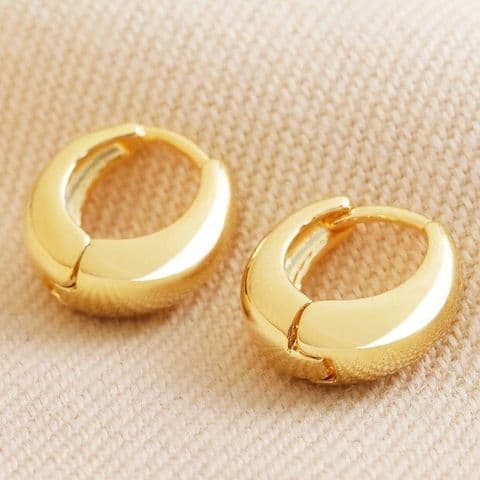 WIDE DOMED HUGGIE HOOP EARRINGS GOLD